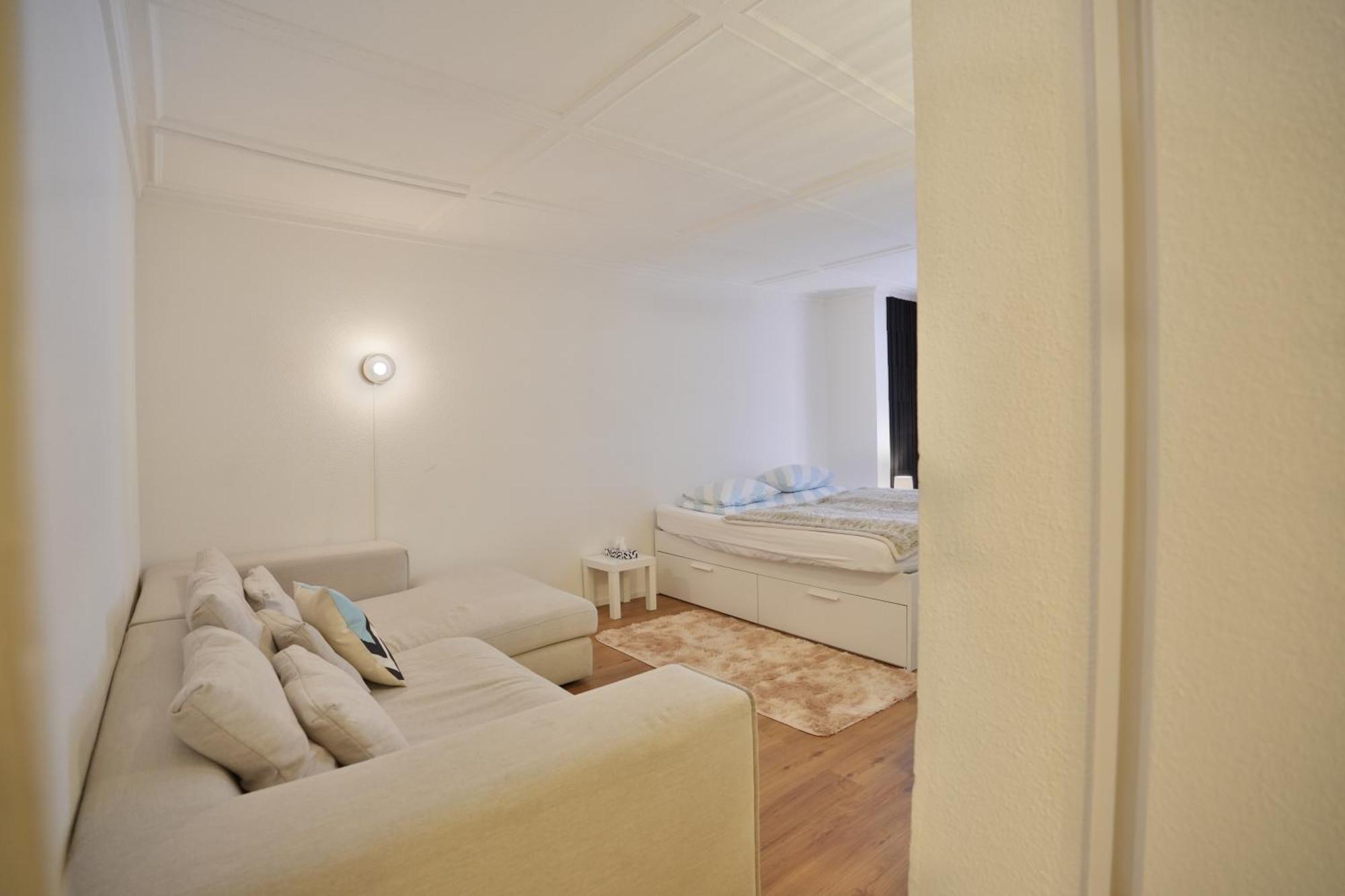 Cozy City Center, 4 Bedroom- 120Sq, 5Min Walk To Main Station Βασιλεία Εξωτερικό φωτογραφία